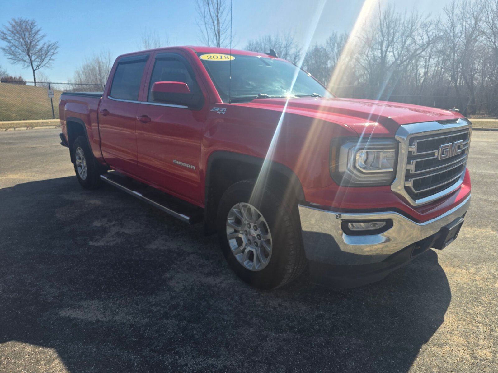 2018 GMC Sierra 1500 SLE - Photo 6