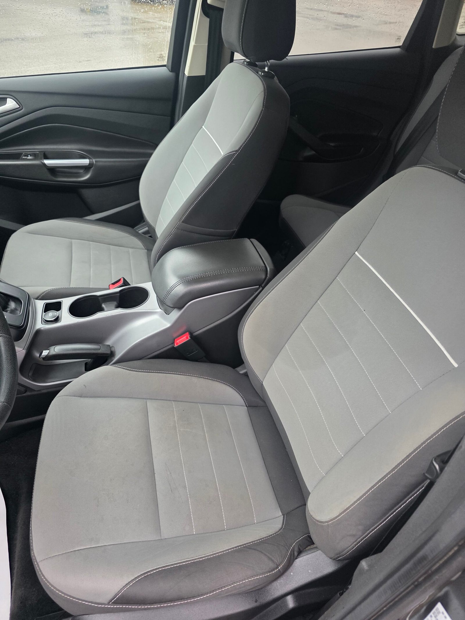 2014 Ford Escape SE - Photo 9